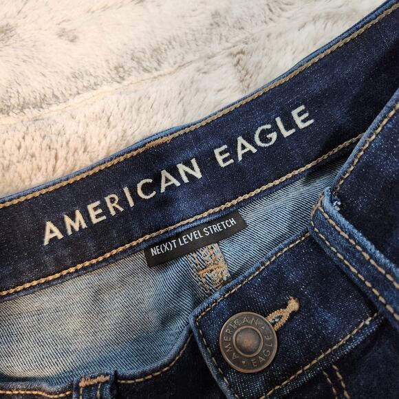 American Eagle hi-rise denim shorts size 2 - Picture 2 of 5